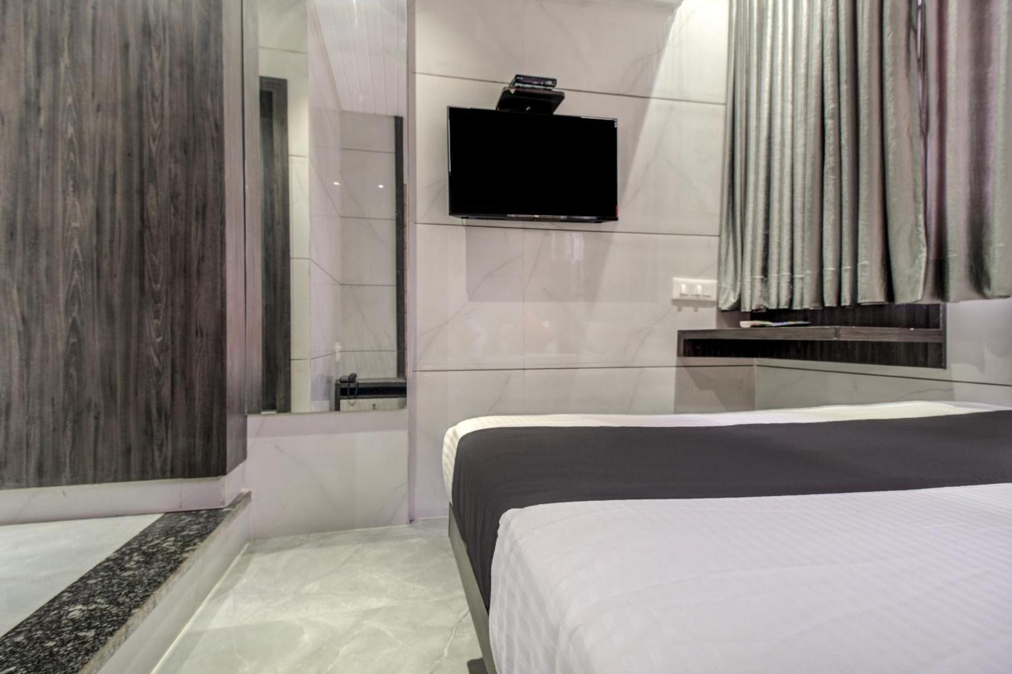 Hotel Spring Residency Mumbai Eksteriør bilde